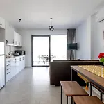 Pagani Blue - Luxury Maisonette A1 קלמאטה