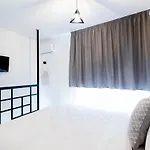 Pagani Blue - Luxury Maisonette A1 דירה *