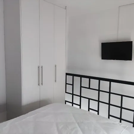 Pagani Blue - Luxury Maisonette A1 Apartment *