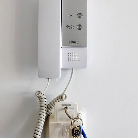 Pagani Blue - Luxury Maisonette A1 *