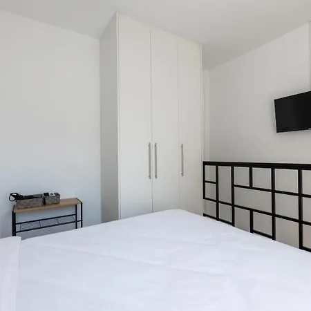 Pagani Blue - Luxury Maisonette A1 Kalamata