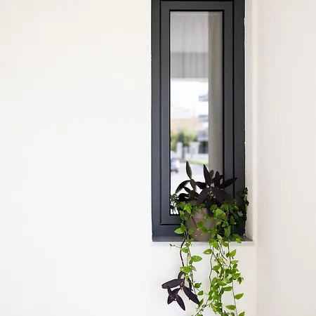 Pagani Blue - Luxury Maisonette A1 *